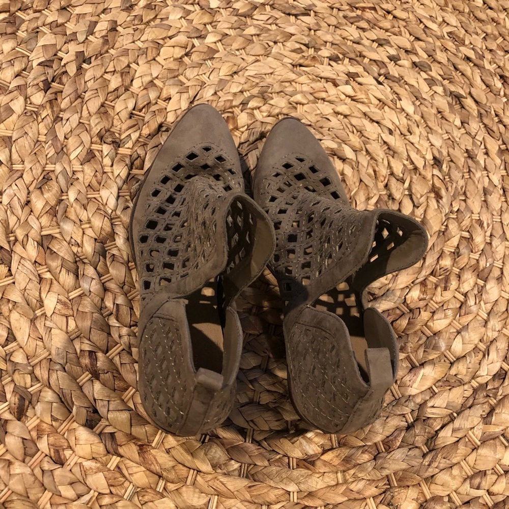 Mossimo Dillion Lasercut Split Booties - image 7